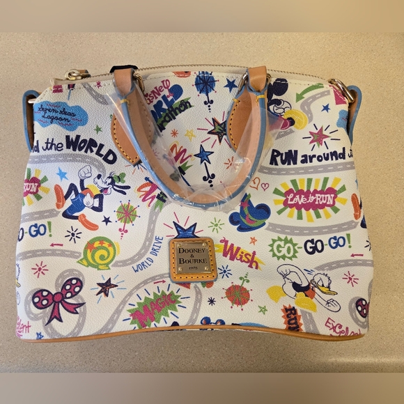 Dooney & Bourke Handbags - Run Disney Dooney & Bourke 2014 Walt Disney World Marathon Crossbody Purse Nwt